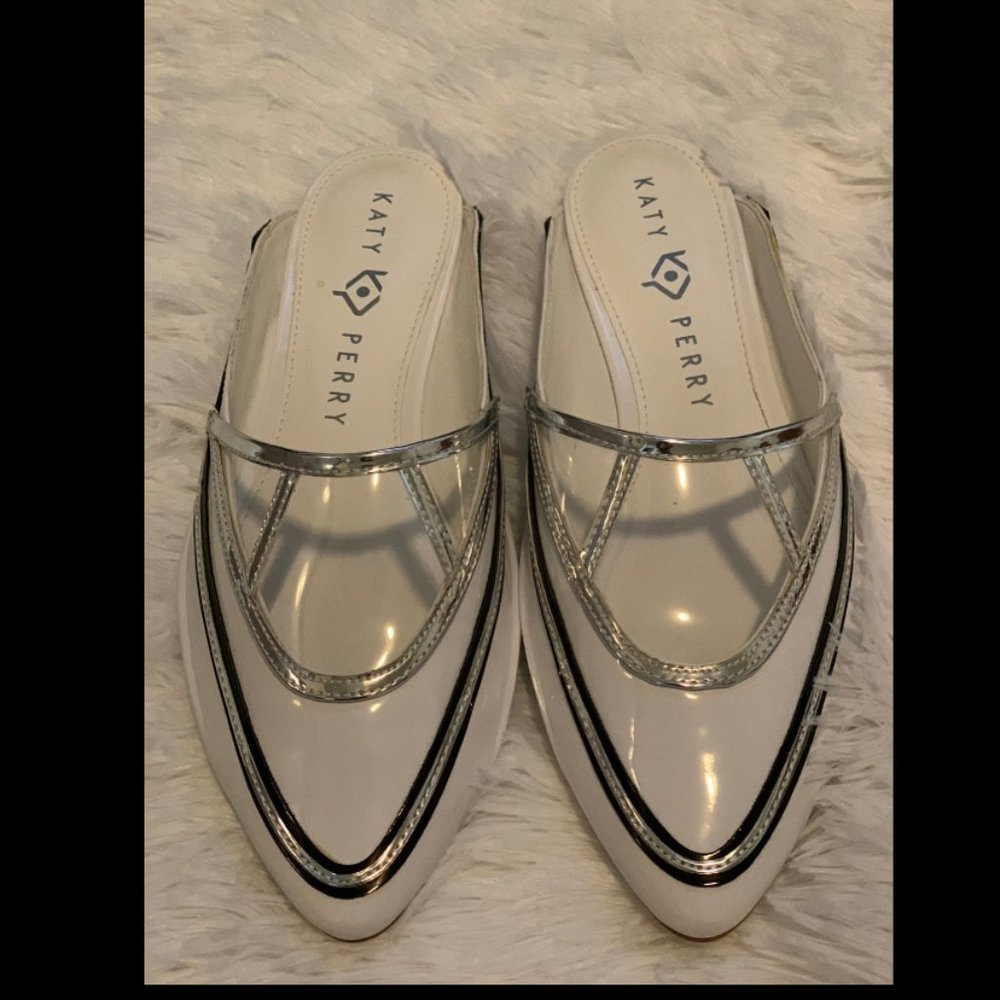 Katy Perry Collections - “The Oceana” Speed Boat Mules, Size 6 - Picture 2 of 4